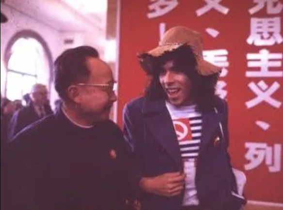 Qian Weichang meeting with Glenn Cowan Qian Weichang meeting with Glenn Cowan